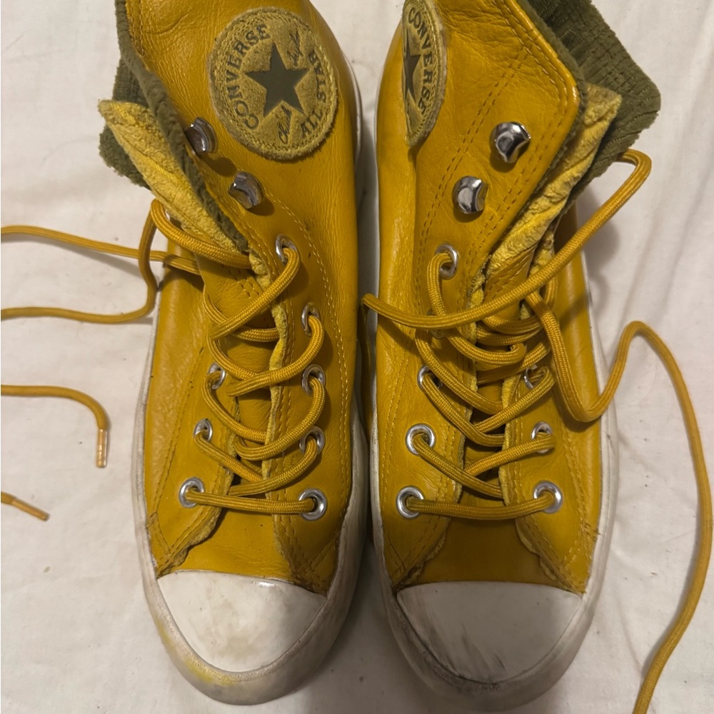 Converse boots